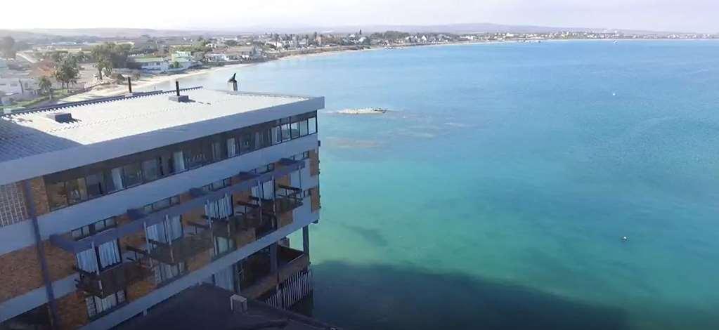 Hotel Hoedjiesbaai 2*