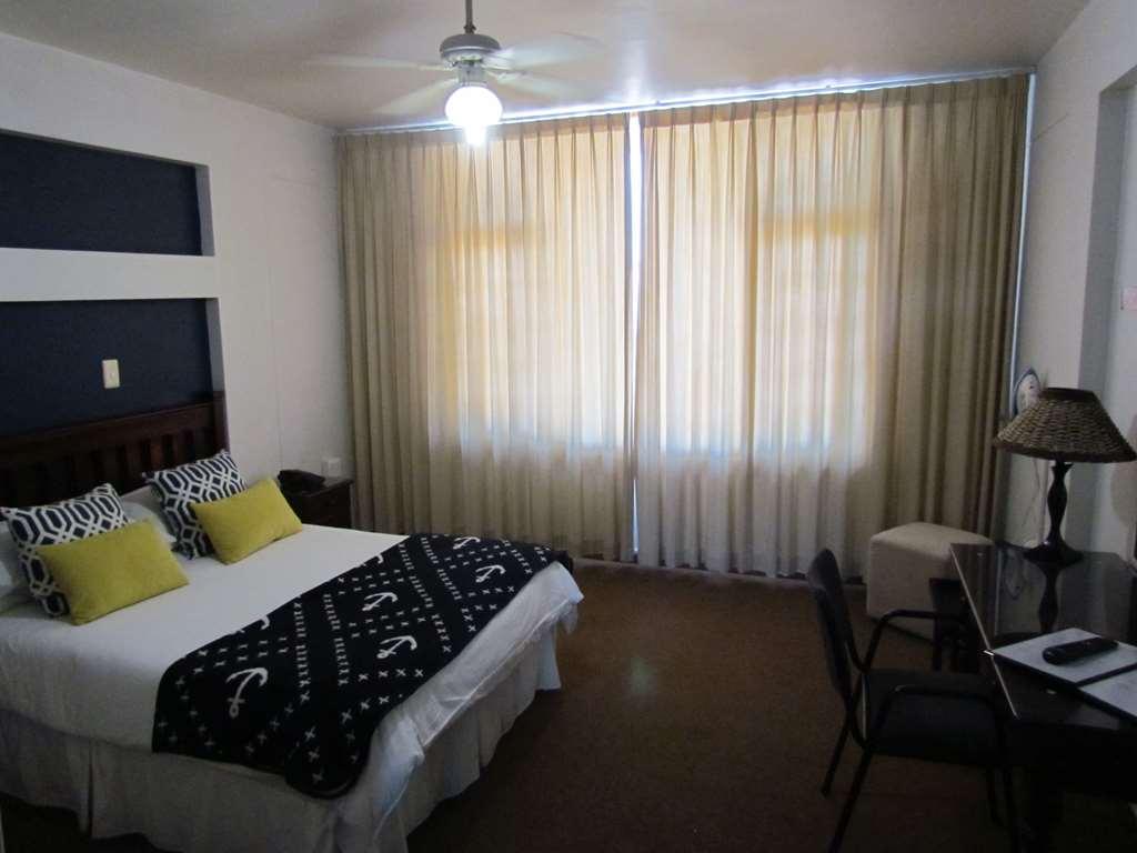 Hotel Hoedjiesbaai Saldanha Bay