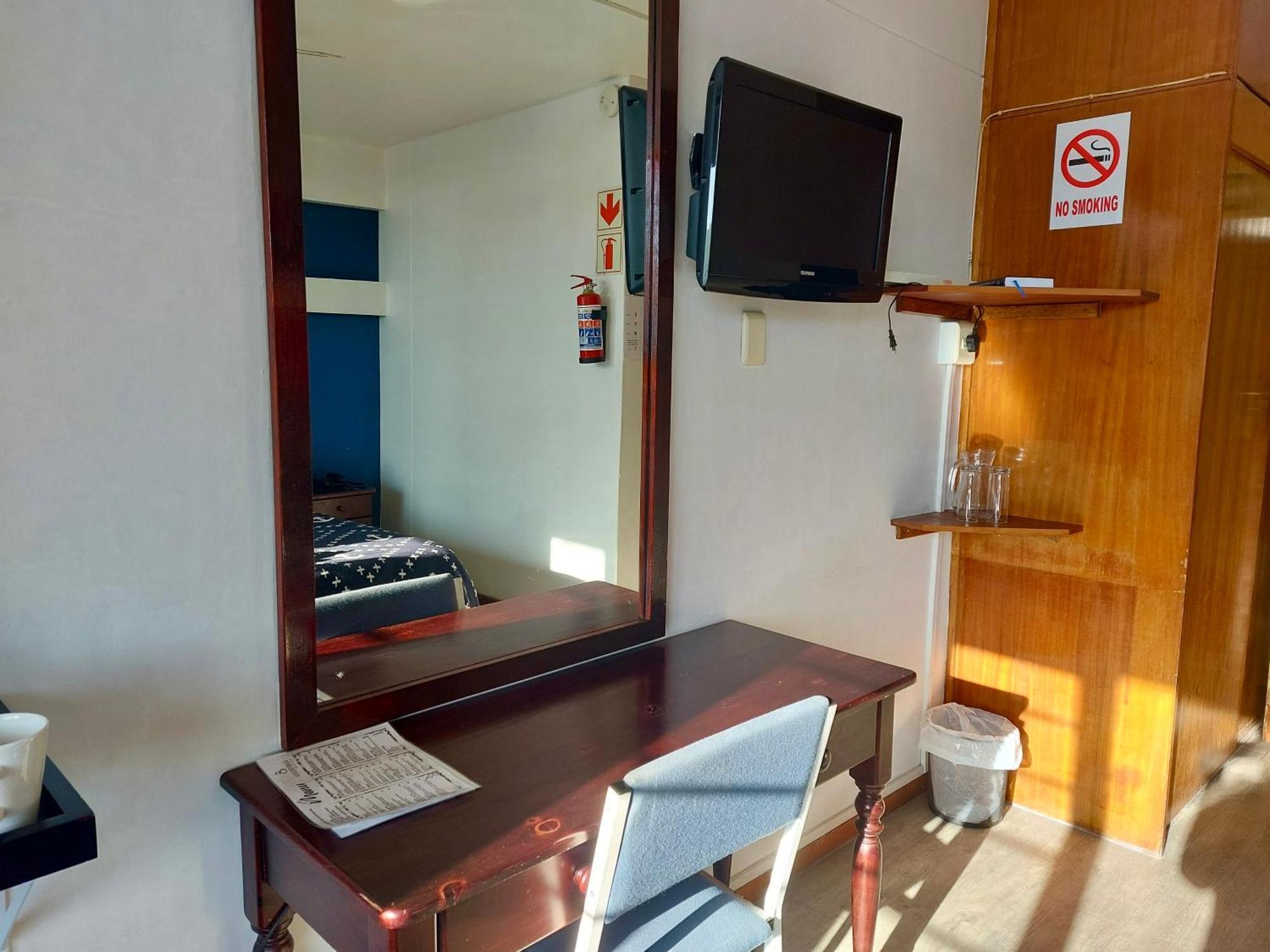 Hoedjiesbaai Hotel 2*