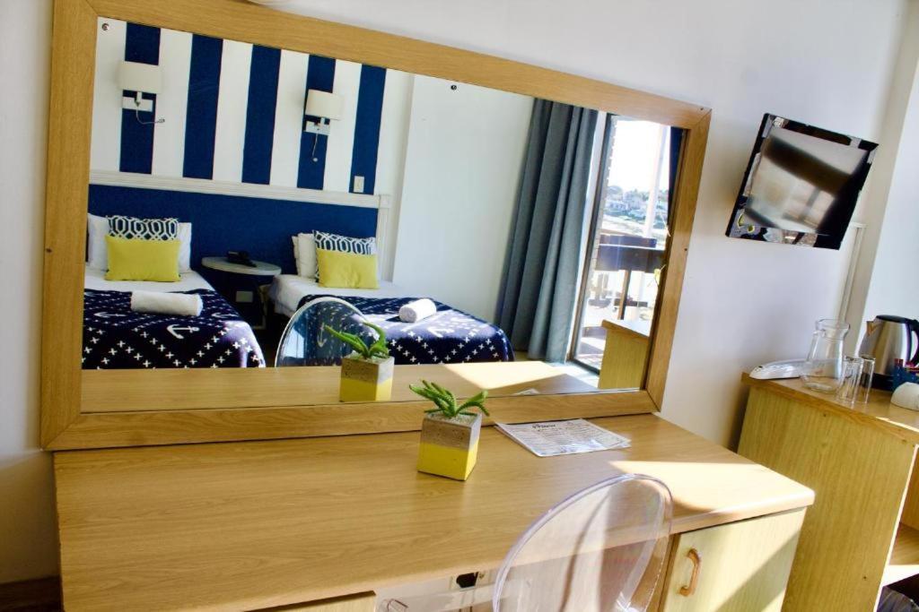 Hoedjiesbaai Hotel