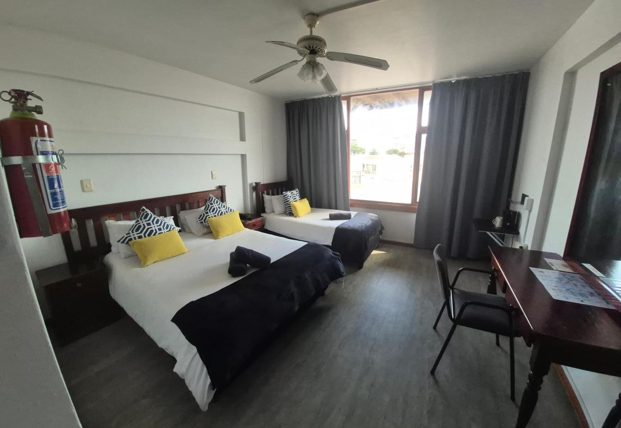 Hotel Hoedjiesbaai 2*
